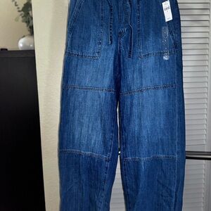 GAP Women's High Rise Dark Blue Jeans